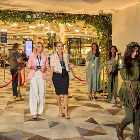 CineMastercard Bakı hava limanının uçuş zonasında kinoteatr açıb - FOTO — 7