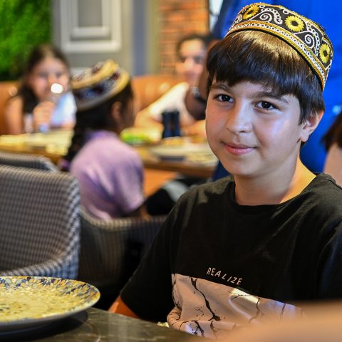 A holiday for children: the chain of cinemas “CinemaPlus” invited children from low-income families - PHOTO — 5