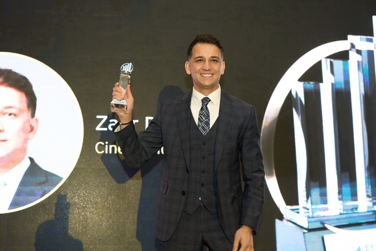 Zaur Darabzadə “EY ilin iş adamı” müsabiqəsində “Sosial təsir” nominasiyası üzrə qalib oldu – FOTO/VİDEO