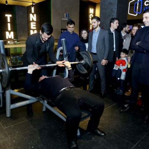 “CinemaPlus”da dünya şöhrətli ağır atlet Naim Süleymanoğlu haqda film nümayiş edildi — 5