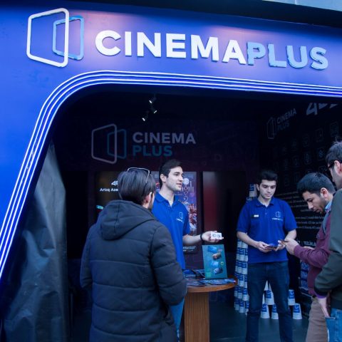 CinemaPlus “Soyuq əllər, isti ürək” yeni il yarmarkasında — 6