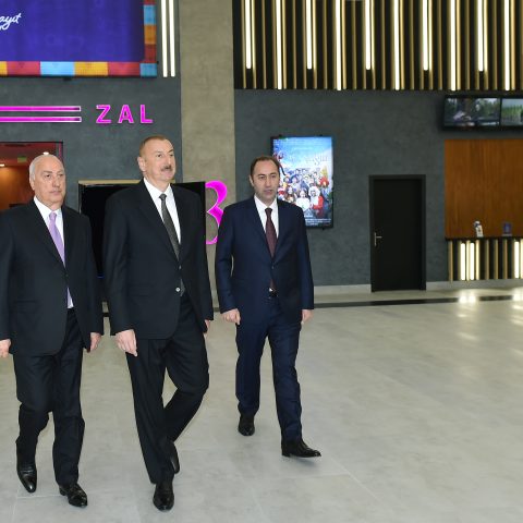 Ilham Aliyev at the opening of "CinemaPlus" in Sumqayit — 1