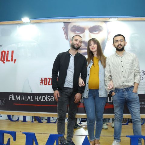 “CinemaPlus”da “Yaraşıqlı, pis, əclaf” filminin azərbaycan dilində nümayişi keçirilib. — 16