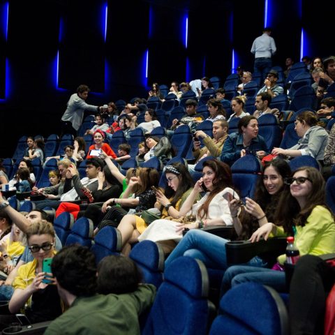 CinemaPlus показал сверхпопулярное аниме «Покемон. Детектив Пикачу» за 3 дня до премьеры - Видео — 40