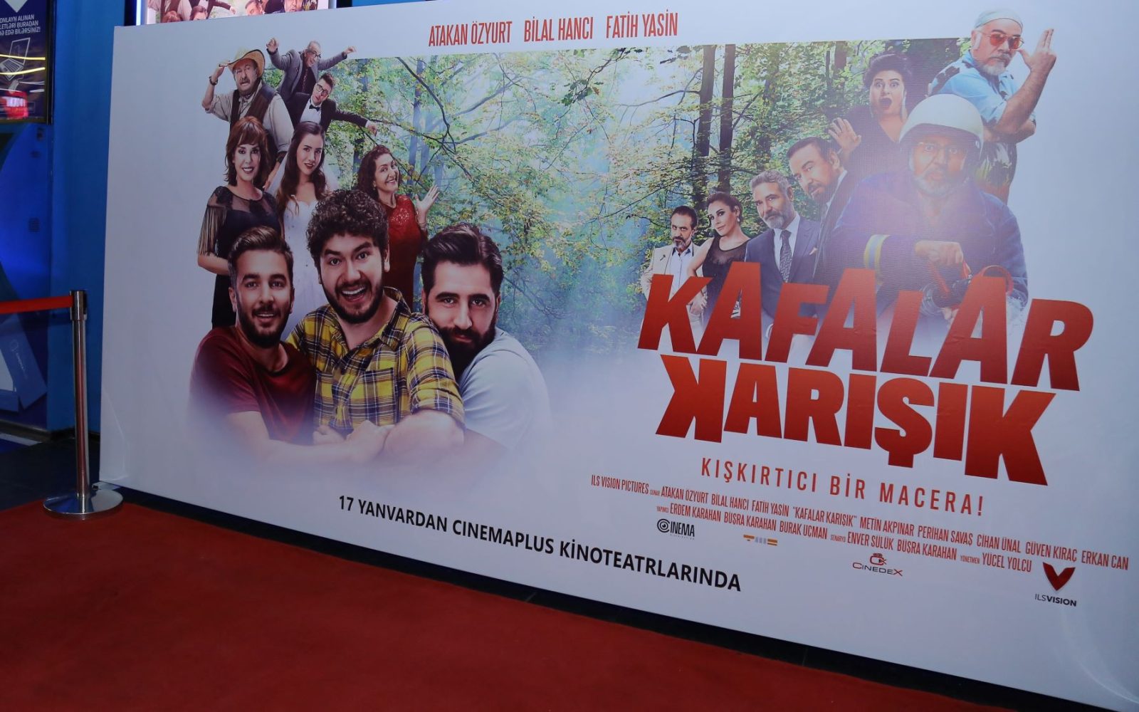 В «CinemaPlus» прошёл показ фильма «Kafalar karışıq»
