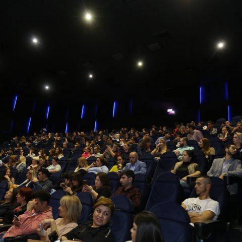 “CinemaPlus”da çoxdan gözlənilən “Bohem rapsodiyası” filminin Dolby Atmos formatında premyeradan öncə nümayişi keçirilib — 20