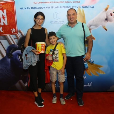 CinemaPlus-da “Evdən qaçan pişik” cizgi filminin azərbaycan dilində nümayişi keçirilib. — 1