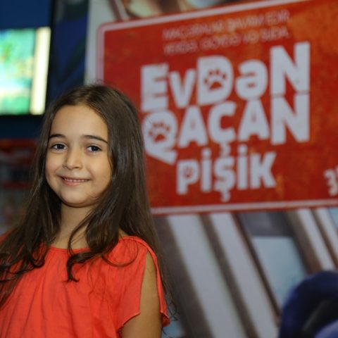 CinemaPlus-da “Evdən qaçan pişik” cizgi filminin azərbaycan dilində nümayişi keçirilib. — 5