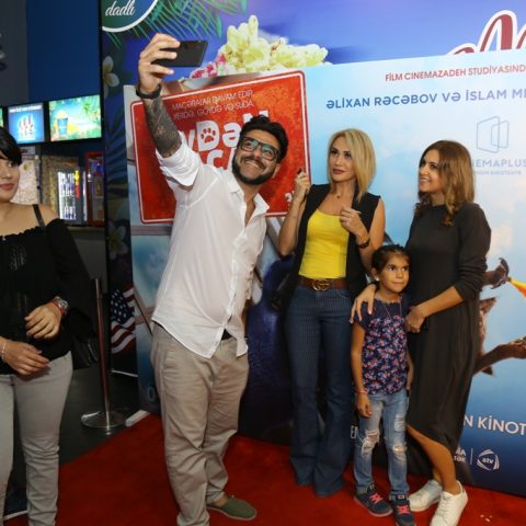 CinemaPlus-da “Evdən qaçan pişik” cizgi filminin azərbaycan dilində nümayişi keçirilib. — 6