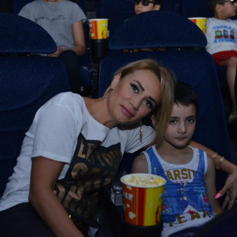 “CinemaPlus”da uşaqlar üçün “Qar adamı axtarışında” cizgi filminin xeyriyyə nümayişi keçirilib. — 7