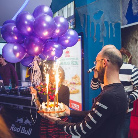 В CinemaPlus состоялась «Ужасная ночь» — 12