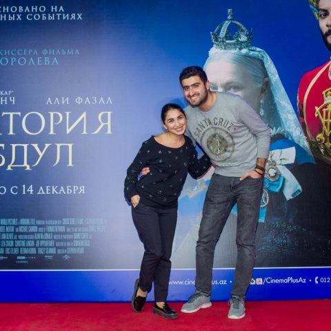 «CinemaPlus» показал фильм «Виктория и Абдул» за 3 дня до премьеры — 5