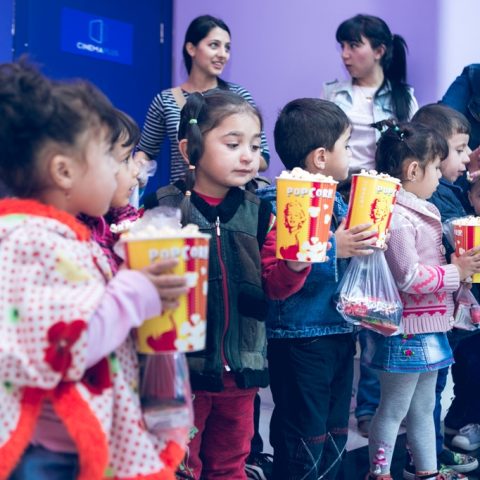В кинотеатре CinemaPlus для детей «SOS Гянджа» прошел показ анимационного фильма — 8