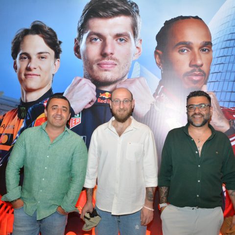 Azərbaycanda “Formula 1” filminin qapalı nümayişi baş tutub - FOTO/VIDEO — 33