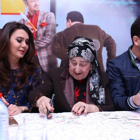 "Bayram axşamı" autograph signing in CinemaPlus — 4