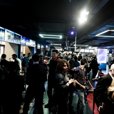Azerbaijani dubbing of a Hollywood movie in CinemaPlus — 14