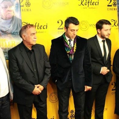 В премьере фильма в кинотеатре "28 Cinema" приняли участие известные турецкие актеры — 1