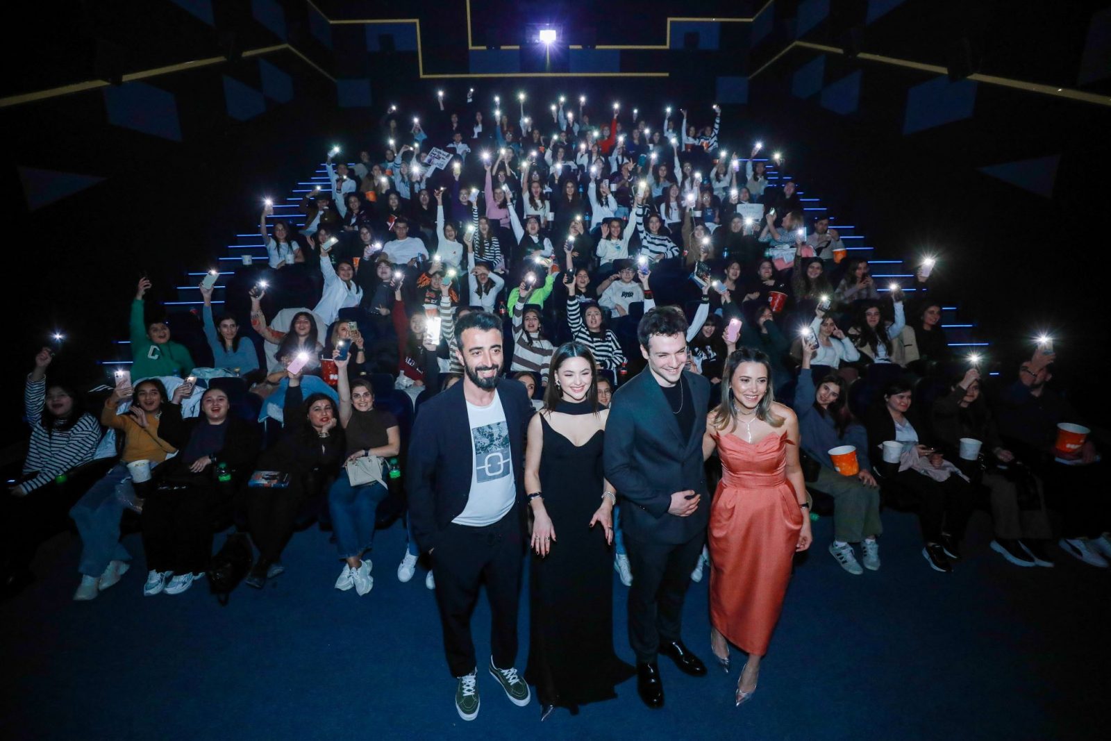 “CineMastercard”-da ən çox gözlənilən “0000 Kilometre” filminin qəhrəmanları ilə qala gecəsi baş tutdu - FOTO/VIDEO
